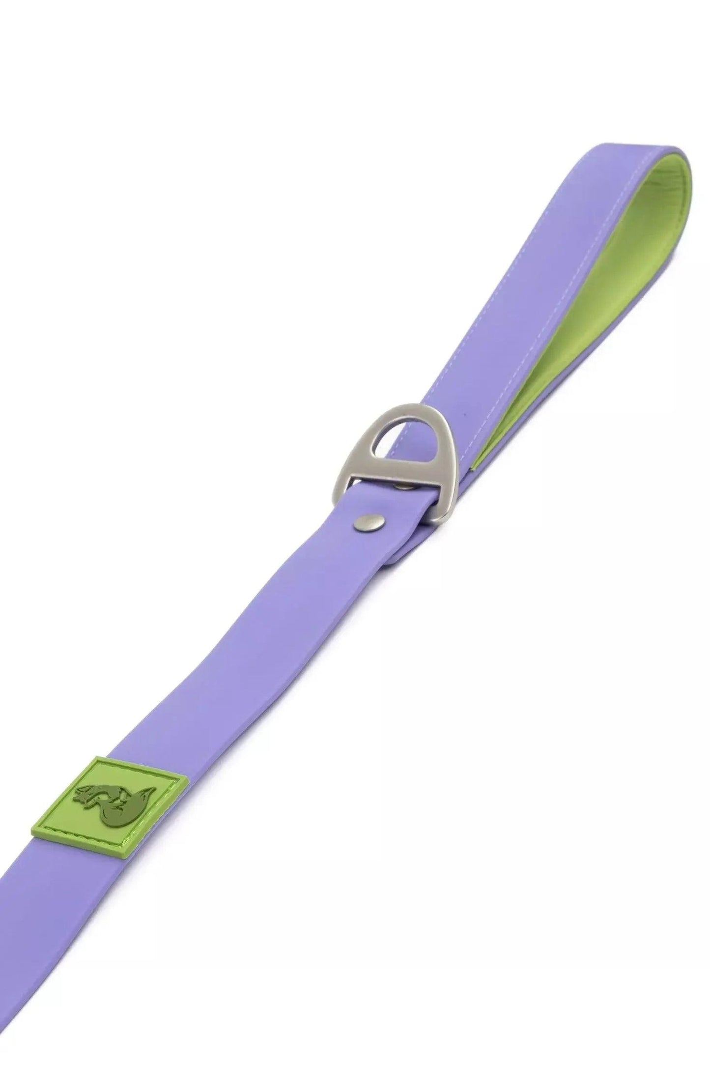 Lavender Garden Waterproof Dog Leash Close Up