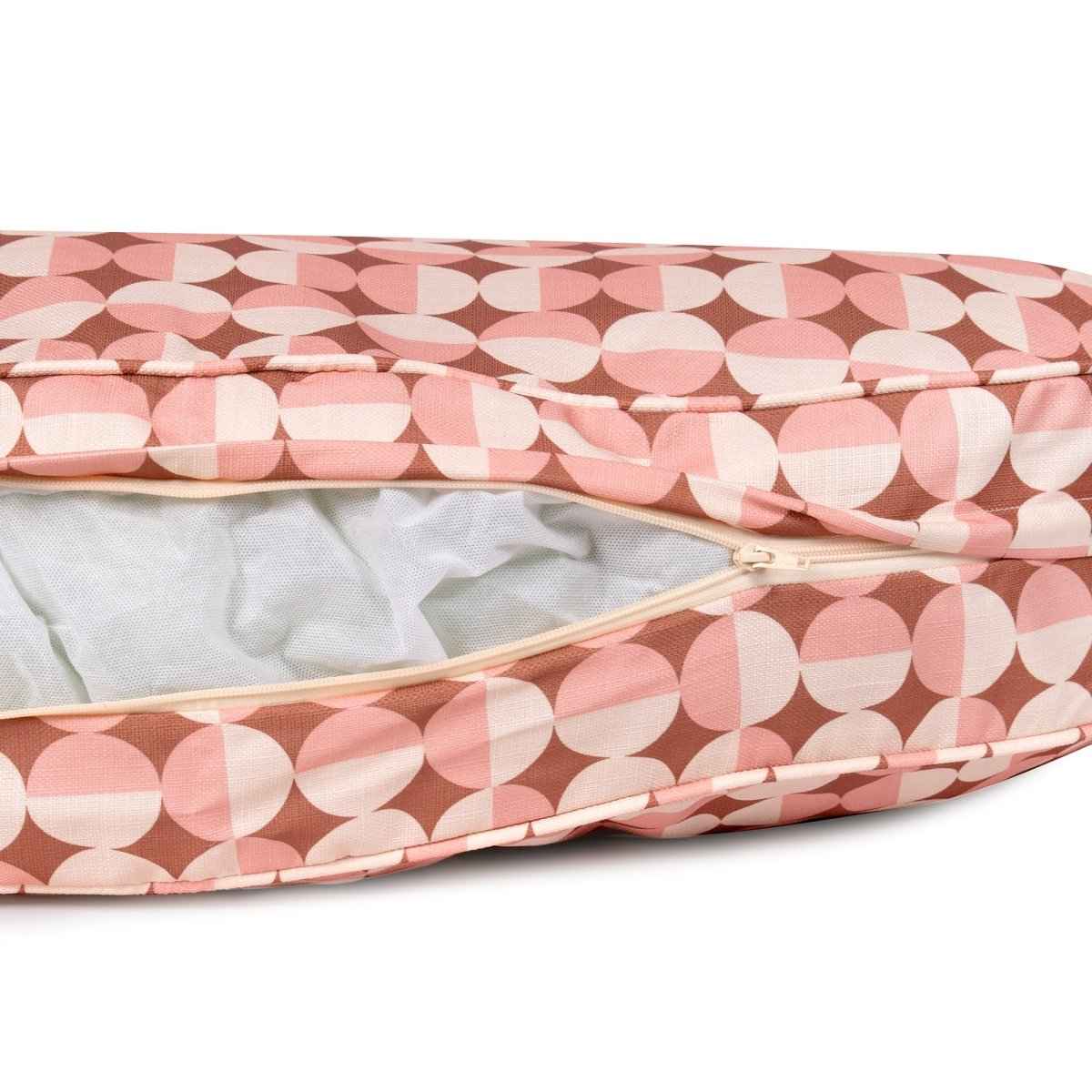 Oval Lounger Bed
