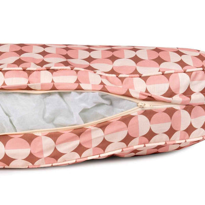 Oval Lounger Bed