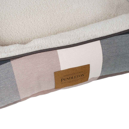 Pendleton Plaid Kuddler